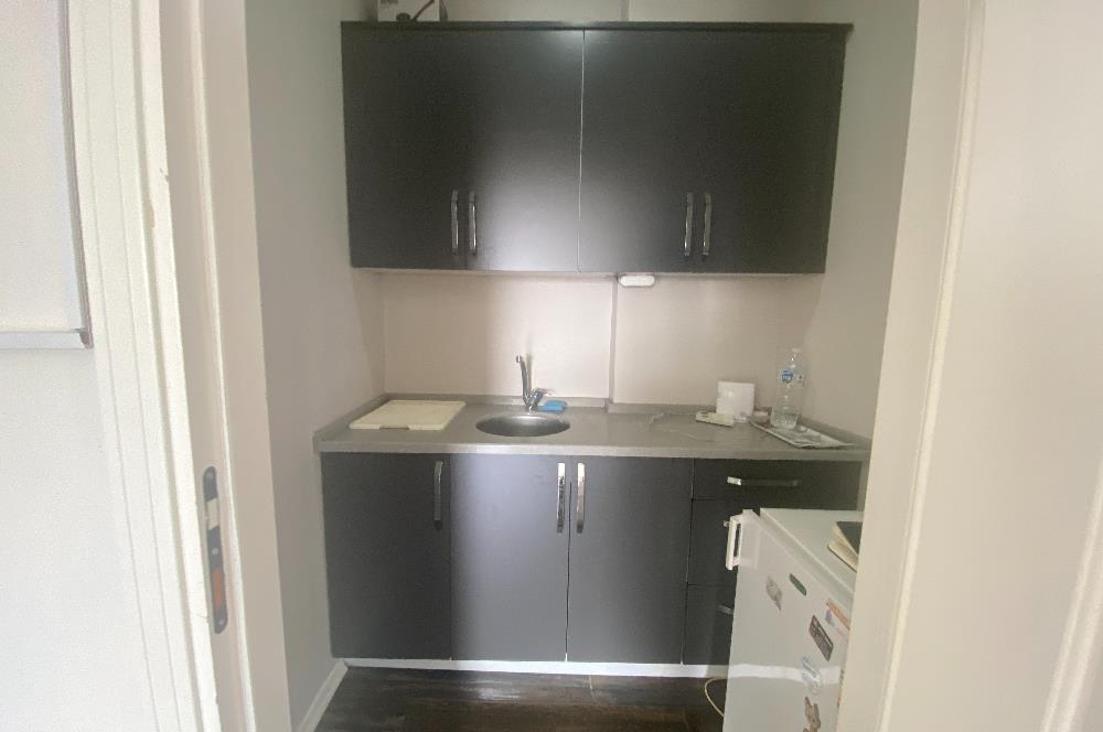 C21 İZ MEHMET ÇAKAR'DAN MERKEZ'DE SATILIK 3+1 OFİS