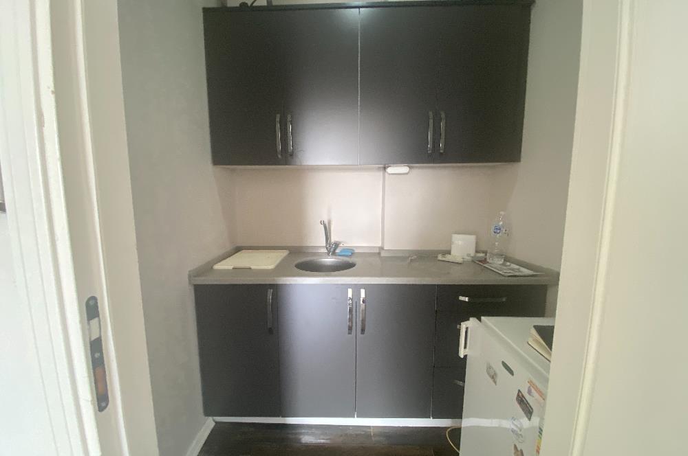 C21 İZ MEHMET ÇAKAR'DAN MERKEZ'DE SATILIK 3+1 OFİS