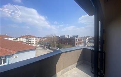 C21 İZ MEHMET ÇAKAR'DAN MERKEZ'DE SATILIK 3+1 OFİS