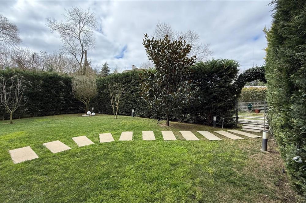 KÖY PROJESİ 1.ETAPTA 4+1 EŞYALI KİRALIK KÖŞE BAHÇE DUBLEKS