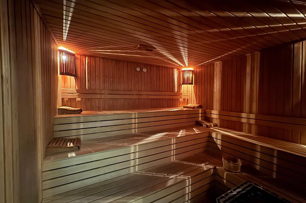 Şişli Plazada Değerli Lokasyonda full manzaralı Özel 2+1