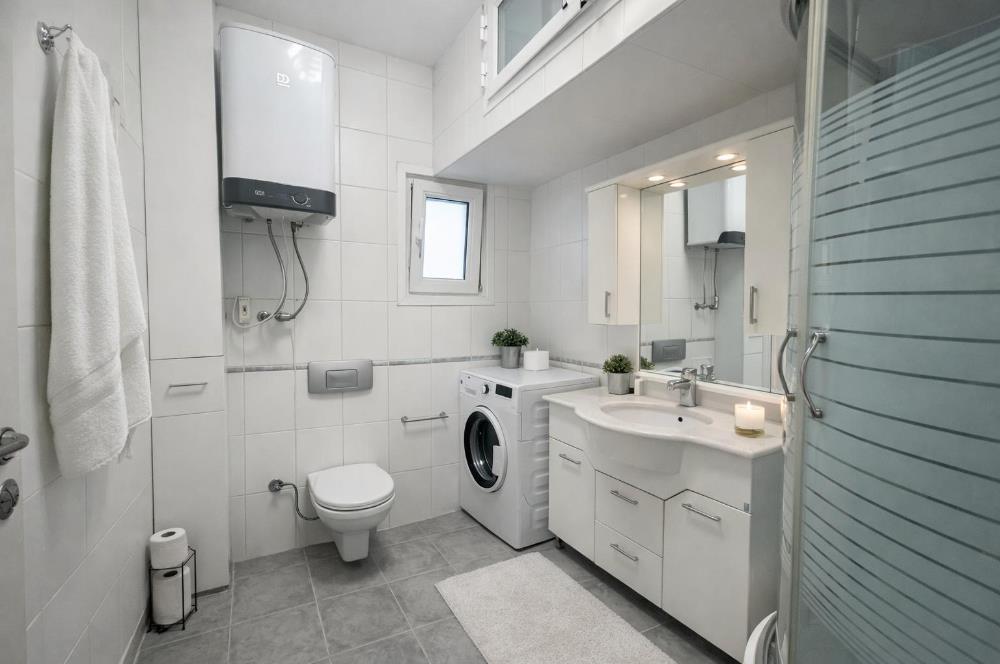 TOPAĞACI'NDA YEŞİL VE MAVİ MANZARALI,BALKONLU,AYDINLIK 3+1 SATILIK DAİRE