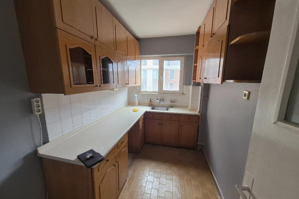 Akmerkez Karşısı Belediye Sitesi'nde Kiralık 2+1 Daire