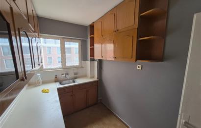 Akmerkez Karşısı Belediye Sitesi'nde Kiralık 2+1 Daire