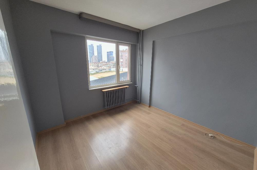 Akmerkez Karşısı Belediye Sitesi'nde Kiralık 2+1 Daire