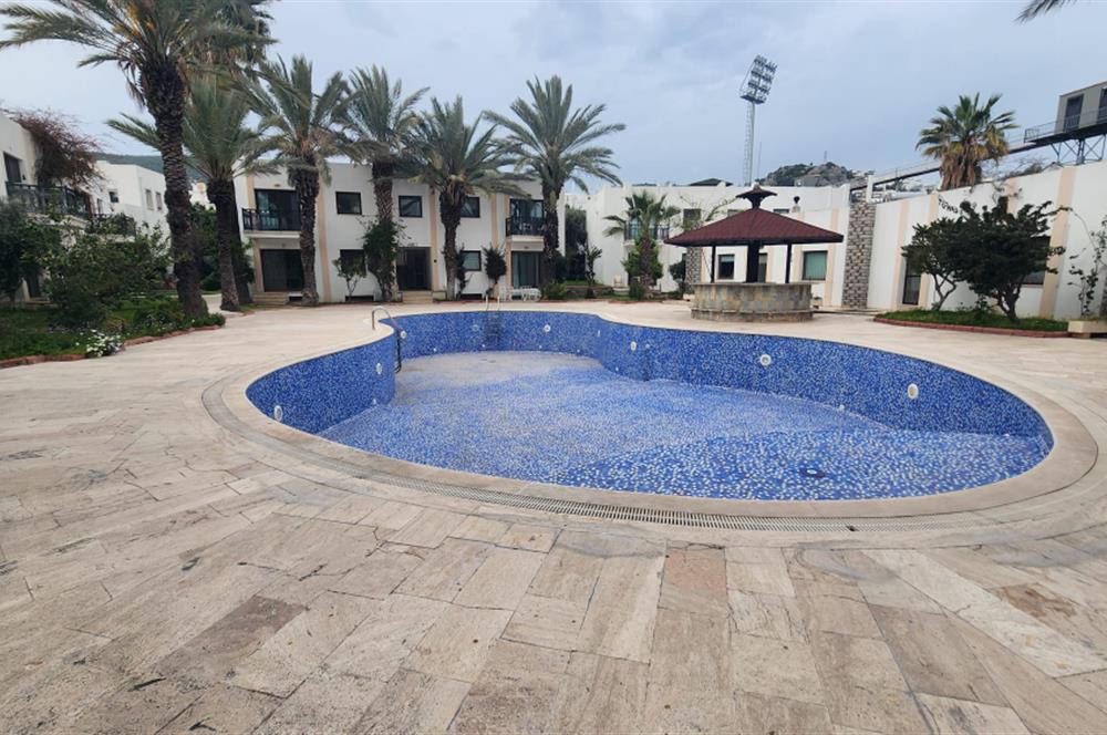 Bodrum merkez havuzlu site içerisinde yerden ısıtmalı 3+1 kiralık daire