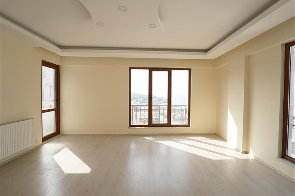 C21 Cius; Hisar’da Panoramik Körfez Manzaralı 3 Cepheli Daire