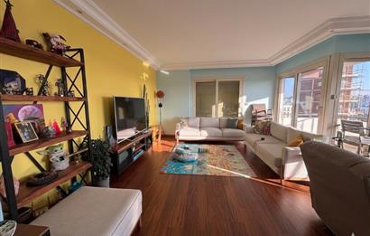 Kalamış'ta 3+1 Deniz Manzaralı Satılık Daire