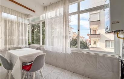 Çınarcık Çamlık’ta Denize Yürüme Mesafesinde 2+1 Balkonlu Satılık Daire