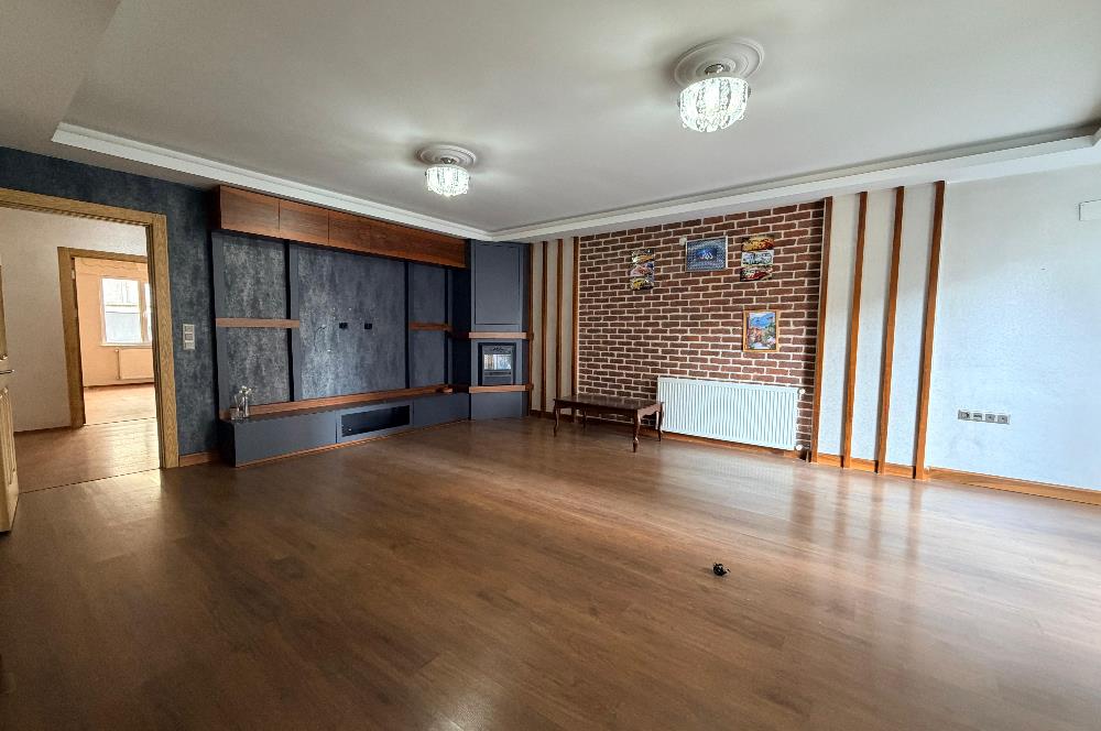 Beşevler Merkezi 4+1 Modern ve Aydınlık Daire