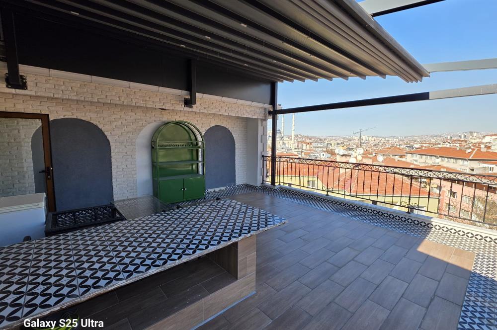 Tunalı ve Kızılay'a yürüme mesafesinde muhteşem teraslı dublex