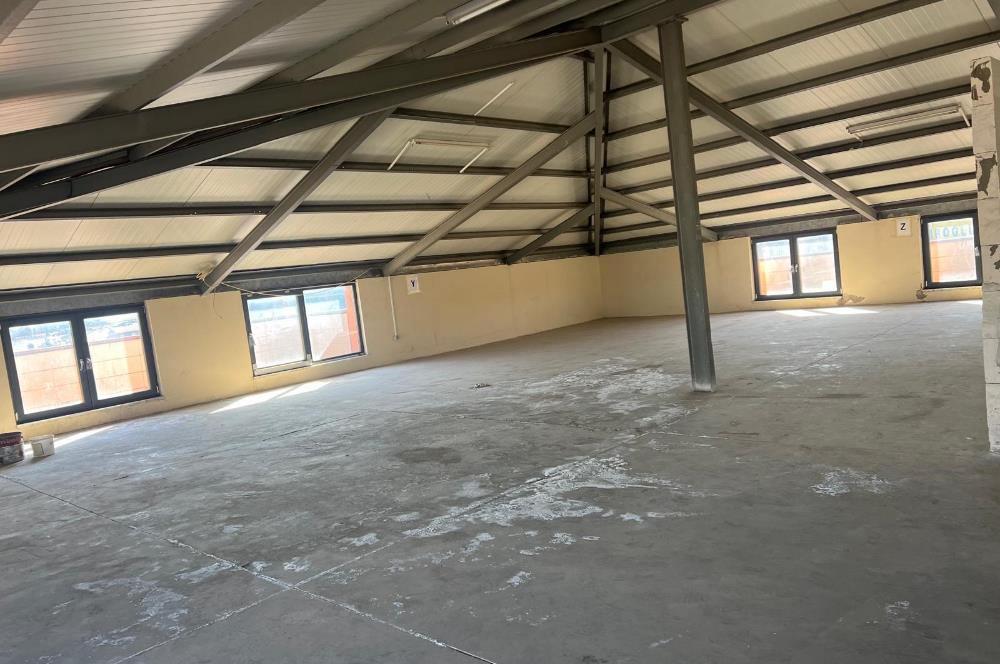 Tuzla Orhanlı'da Satılık Depo & Fabrikaya Uygun Komple Bina