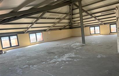 Tuzla Orhanlı'da Satılık Depo & Fabrikaya Uygun Komple Bina