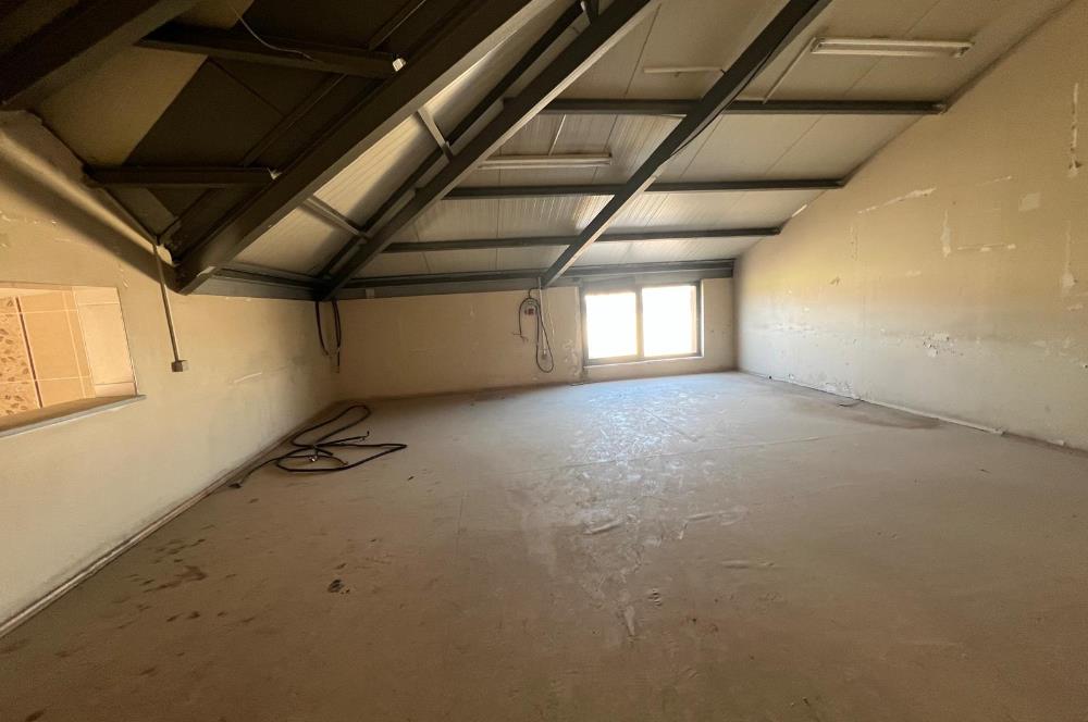 Tuzla Orhanlı'da Satılık Depo & Fabrikaya Uygun Komple Bina