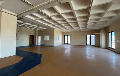 Tuzla Orhanlı'da Satılık Depo & Fabrikaya Uygun Komple Bina