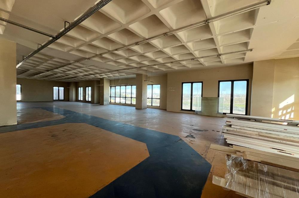 Tuzla Orhanlı'da Satılık Depo & Fabrikaya Uygun Komple Bina