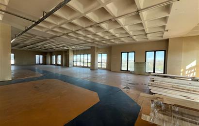 Tuzla Orhanlı'da Satılık Depo & Fabrikaya Uygun Komple Bina