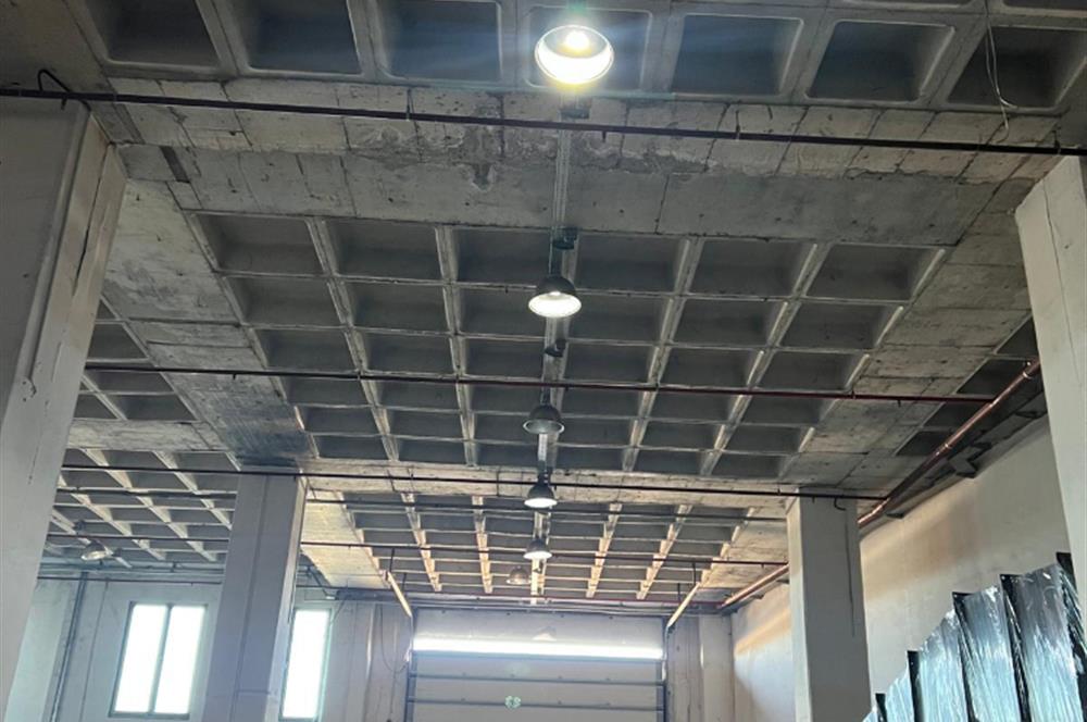 Tuzla Orhanlı'da Satılık Depo & Fabrikaya Uygun Komple Bina