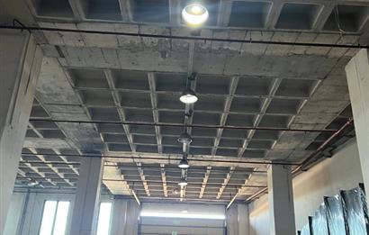 Tuzla Orhanlı'da Satılık Depo & Fabrikaya Uygun Komple Bina