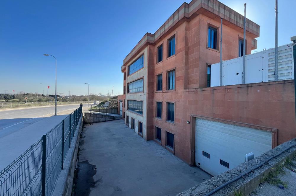 Tuzla Orhanlı'da Satılık Depo & Fabrikaya Uygun Komple Bina