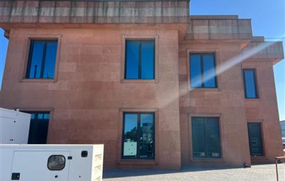 Tuzla Orhanlı'da Satılık Depo & Fabrikaya Uygun Komple Bina