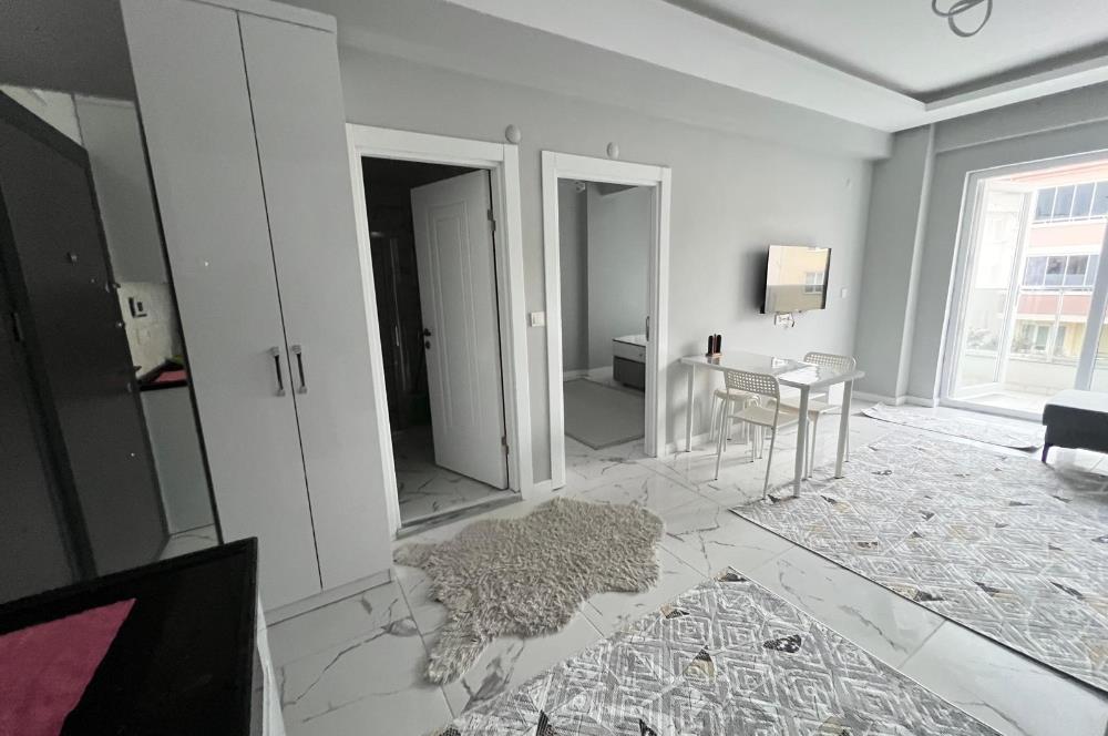 MERKEZİ KONUM GOP'TA SIFIR ARA KAT EŞYALI KİRALIK 1+1 DAİRE