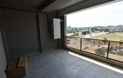 Ahmet Taner Kışlalı Bulvarda Kiralık 3+1 Daire