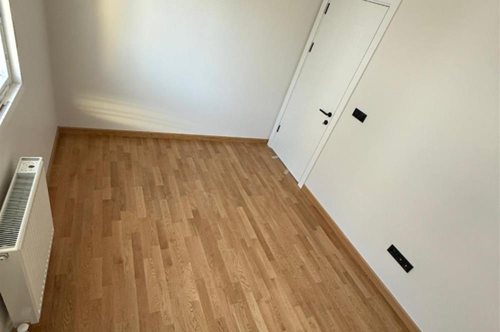 CENTURY 21 PREMİUM - ERENKÖY'de BAĞDAT CAD. YAKIN 3+1 YENİ DAİRE