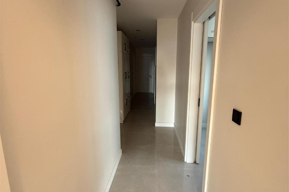 CENTURY 21 PREMİUM - ERENKÖY'de BAĞDAT CAD. YAKIN 3+1 YENİ DAİRE