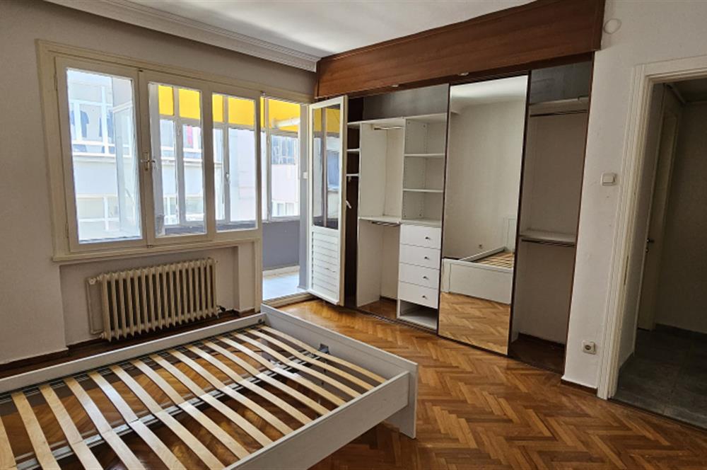 ŞİŞLİ MERKEZ MAHALLESİ PERİHAN SOKAK'TA KİRALIK 3+1 DAİRE