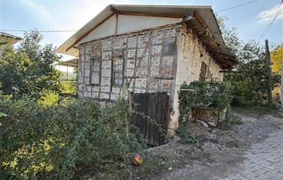 C21 Cius; Fevziye’de Köy İçi İmarlı Çift Cephe 655 m² Satılık Arsa