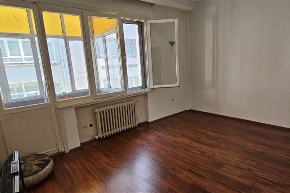 ŞİŞLİ MERKEZ MAHALLESİ PERİHAN SOKAK'TA KİRALIK 3+1 DAİRE