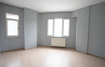 C21 Cius; Eşref Dinçer Mahallesinde Köşe Ara Kat 2+1 Kiralık