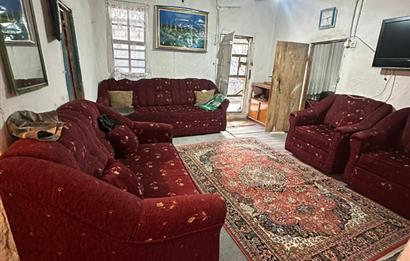 C21 Cius; Fevziye’de Köy İçi İmarlı Çift Cephe 655 m² Satılık Arsa