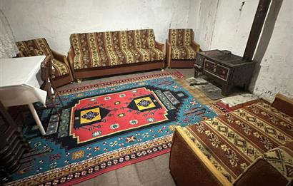 C21 Cius; Fevziye’de Köy İçi İmarlı Çift Cephe 655 m² Satılık Arsa