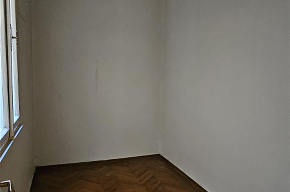 ŞİŞLİ MERKEZ MAHALLESİ PERİHAN SOKAK'TA KİRALIK 3+1 DAİRE