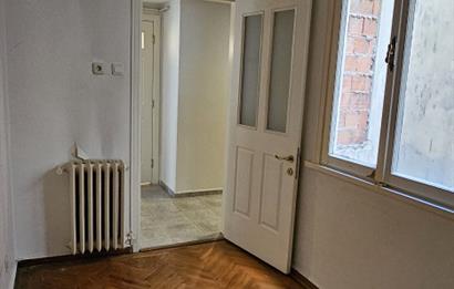 ŞİŞLİ MERKEZ MAHALLESİ PERİHAN SOKAK'TA KİRALIK 3+1 DAİRE
