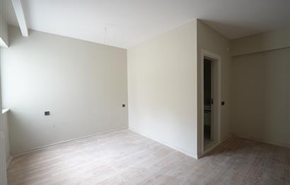 C21 Cius; Hisar’da Özel Bahçeli, Deniz Manzaralı Sıfır 3+1 Daire