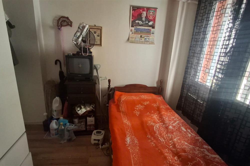 Alaybey İzbana Yürüme Mesafesinde Bakımlı 2+1 Satılık Daire