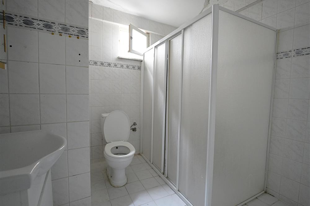 C21 Cius; Eşref Dinçer Mahallesinde Köşe Ara Kat 2+1 Kiralık