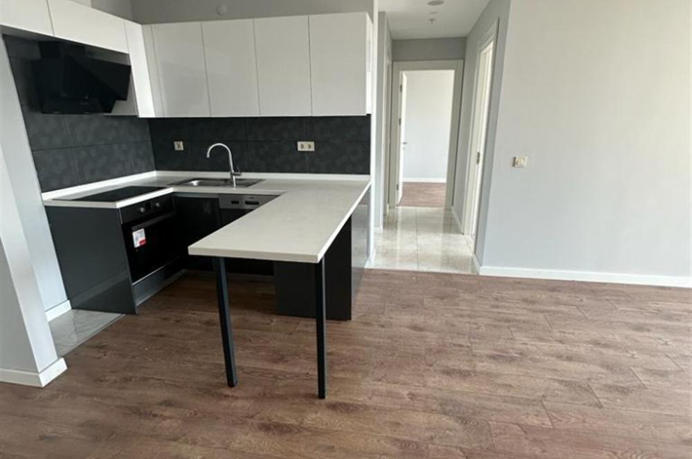 C21 ROOF'dan FİKİRTEPE TORKAM DENİZ MANZARALI 2+1 SATILIK DAİRE