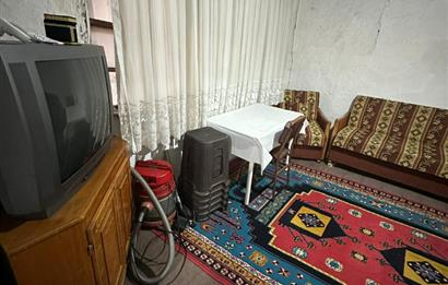 C21 Cius; Fevziye’de Köy İçi İmarlı Çift Cephe 655 m² Satılık Arsa