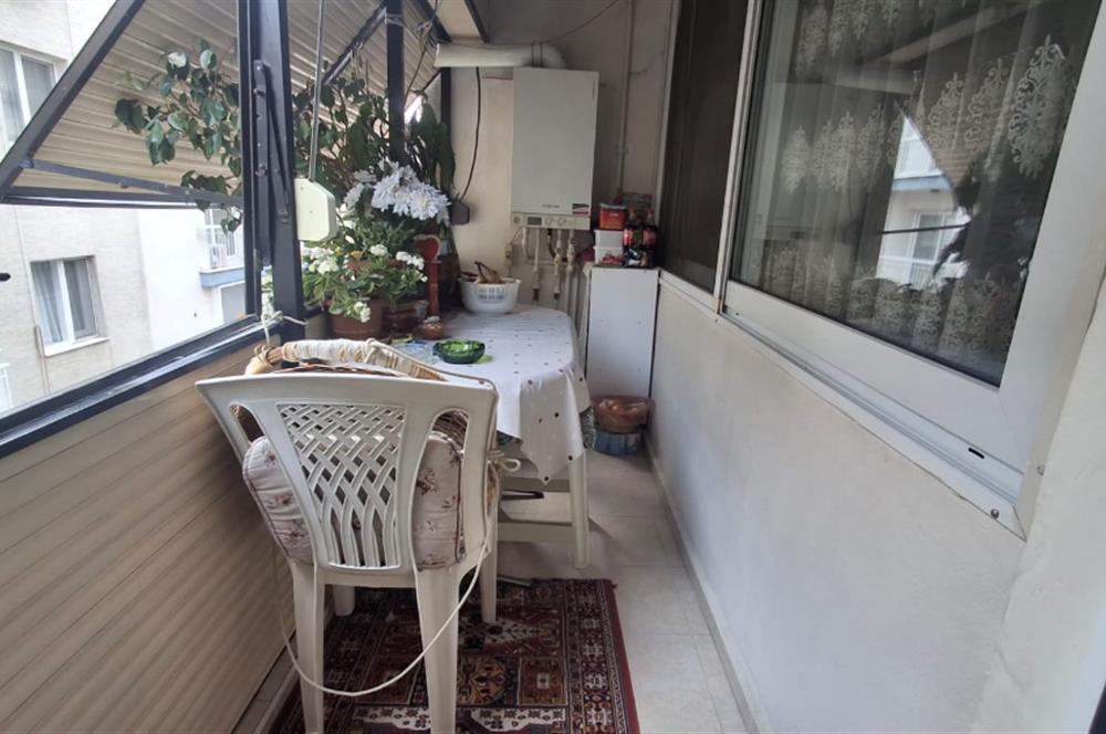 Alaybey İzbana Yürüme Mesafesinde Bakımlı 2+1 Satılık Daire