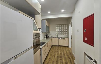 ŞİŞLİ HALASKARGAZİ CADDESİ ÜZERİNDE KİRALIK 4+1 BÜRO & OFİS