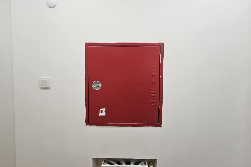 ŞİŞLİ HALASKARGAZİ CADDESİ ÜZERİNDE KİRALIK 4+1 BÜRO & OFİS