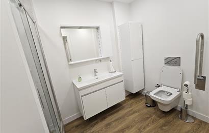 ŞİŞLİ HALASKARGAZİ CADDESİ ÜZERİNDE KİRALIK 4+1 BÜRO & OFİS