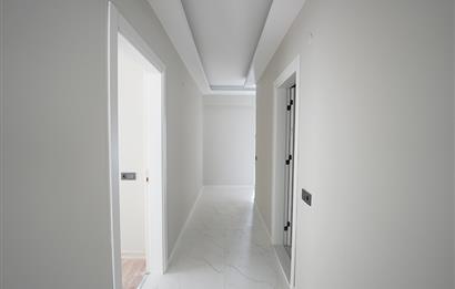 C21 Cius; Hisar’da Özel Bahçeli, Deniz Manzaralı Sıfır 3+1 Daire