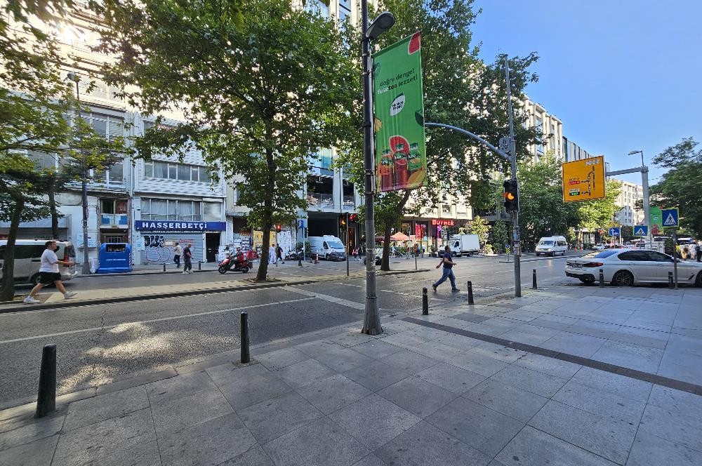 ŞİŞLİ HALASKARGAZİ CADDESİ ÜZERİNDE KİRALIK 4+1 BÜRO & OFİS