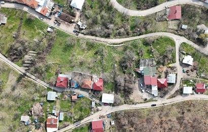 C21 Cius; Fevziye’de Köy İçi İmarlı Çift Cephe 655 m² Satılık Arsa