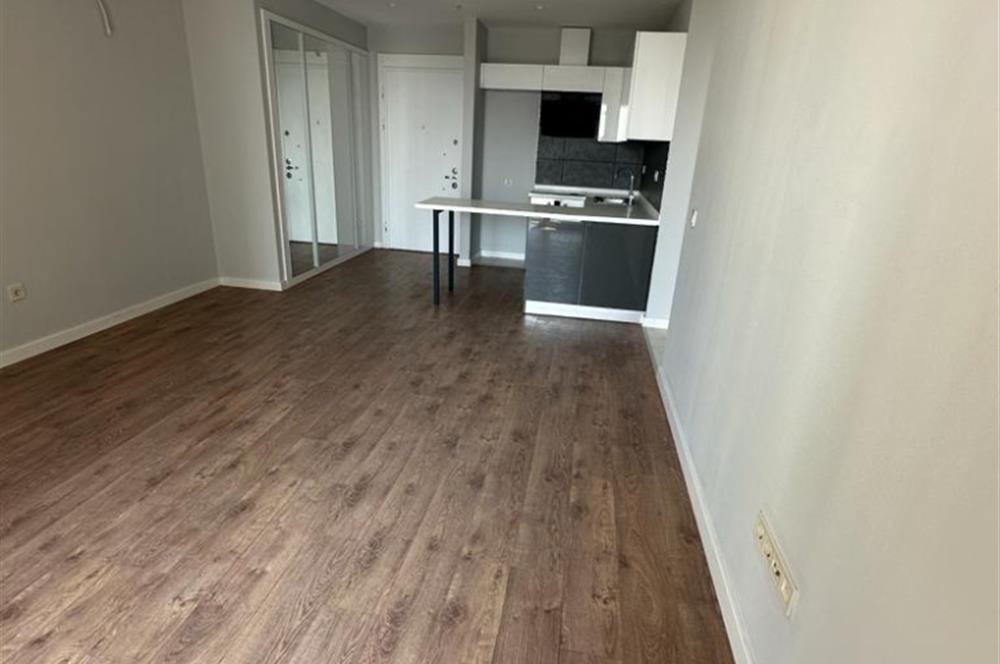 C21 ROOF'dan FİKİRTEPE TORKAM DENİZ MANZARALI 2+1 SATILIK DAİRE